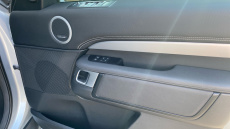 Land Rover Discovery 3.0 D300 R-Dynamic HSE 5dr Auto Diesel Station Wagon